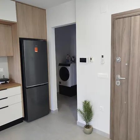 Mc Luxury Living Apartment