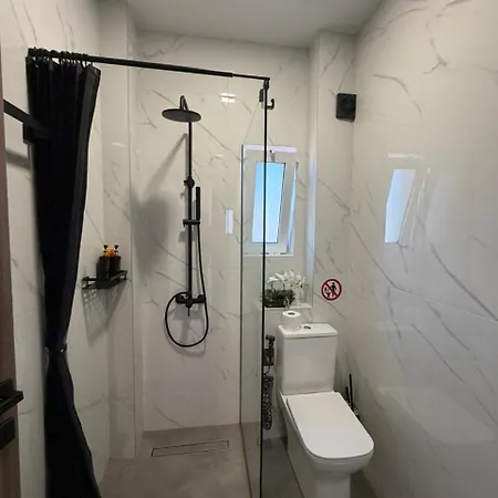 Mc Luxury Living Apartment