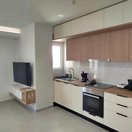 Mc Luxury Living * Hriszí Aktí Haniá